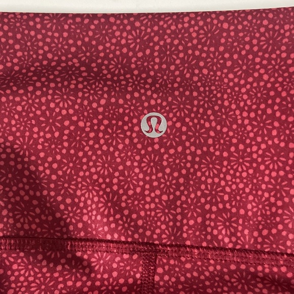Lululemon size 4 leggings red pink pattern lululemon lululemon athleisure fall - Picture 4 of 9